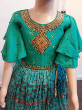 Load image into Gallery viewer, Long frock