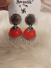 Load image into Gallery viewer, Earrings