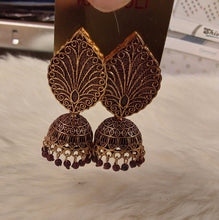 Load image into Gallery viewer, Earrings