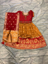 Load image into Gallery viewer, Pavada type kurti