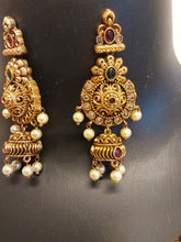 Load image into Gallery viewer, Imitation Jewelry
