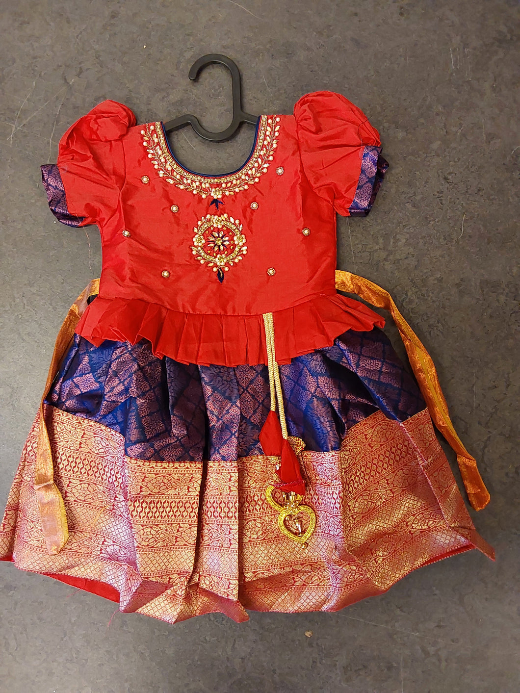 Kid frock