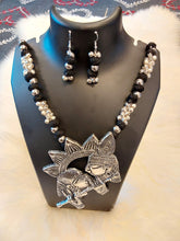 Load image into Gallery viewer, BAHA LOCKET OXIDISED JEWELLERY SET
