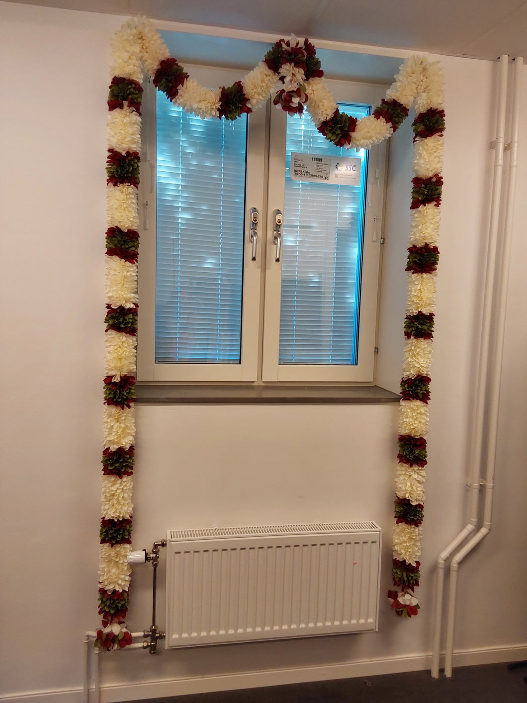 Cloth garland