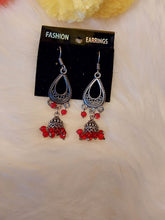Load image into Gallery viewer, Earrings

