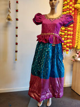 Load image into Gallery viewer, Long frock
