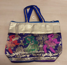 Load image into Gallery viewer, Hand bags
