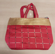 Load image into Gallery viewer, Hand bags
