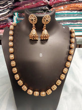 Load image into Gallery viewer, Jewellery with Earrings
