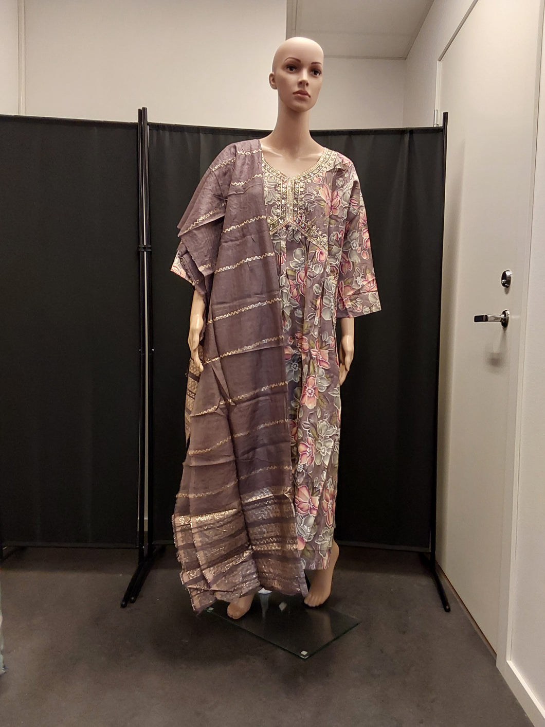 Women kurta pant and Dupatta