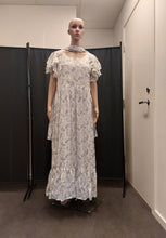 Load image into Gallery viewer, Women long kurti
