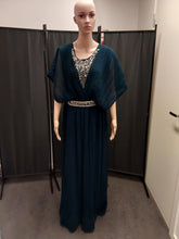 Load image into Gallery viewer, Premium Georgette pleated gown
