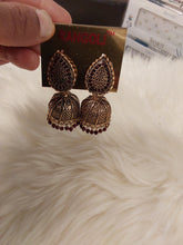 Load image into Gallery viewer, Earrings
