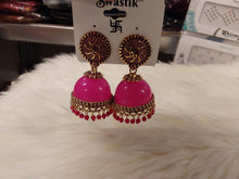 Load image into Gallery viewer, Earrings
