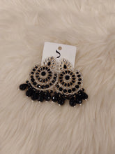 Load image into Gallery viewer, Earrings
