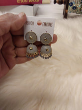 Load image into Gallery viewer, Earrings
