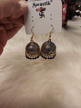 Load image into Gallery viewer, Earrings
