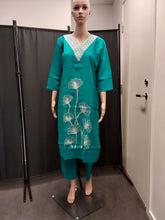 Load image into Gallery viewer, Women Co-ord set
