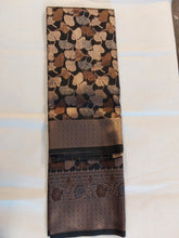 Load image into Gallery viewer, Banarasi saree
