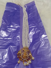 Load image into Gallery viewer, Pearl chain
