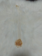 Load image into Gallery viewer, Pearl chain
