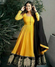 Load image into Gallery viewer, Kurta set
